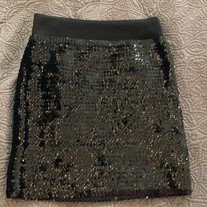 LB black sequin skirt